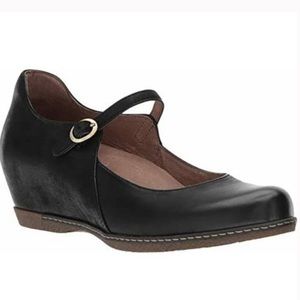 Dansko Women's Loralie Mary Jane Flat